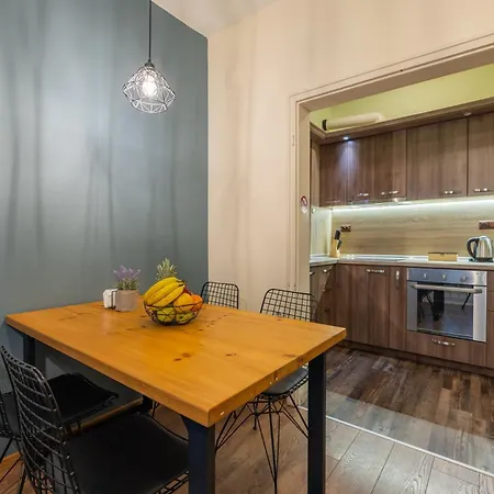 Apartment Seabed Haven Warna
